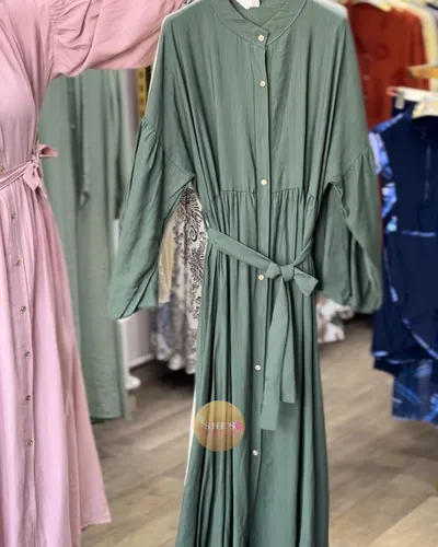 Robe Aliah 4