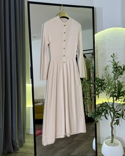 Robe Amara 4