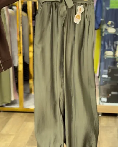 Pantalon carré noeud 7