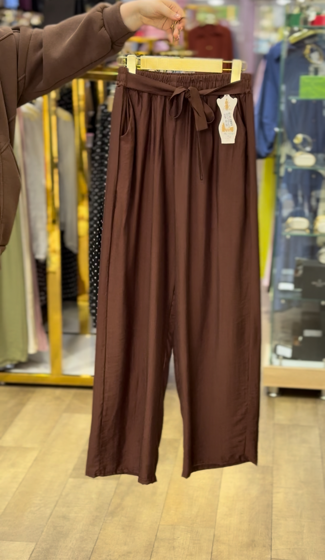 Pantalon carré noeud